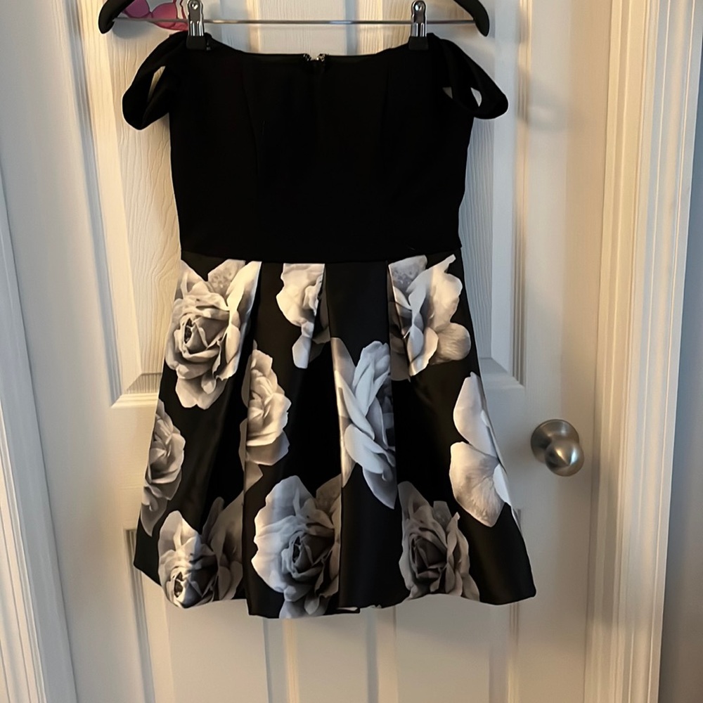black and white/gray floral dress